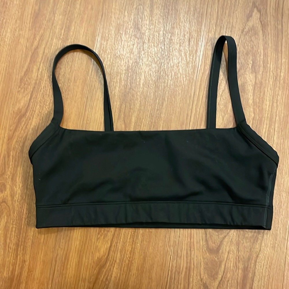GAP Black square neck sports bra cotton, like new.
